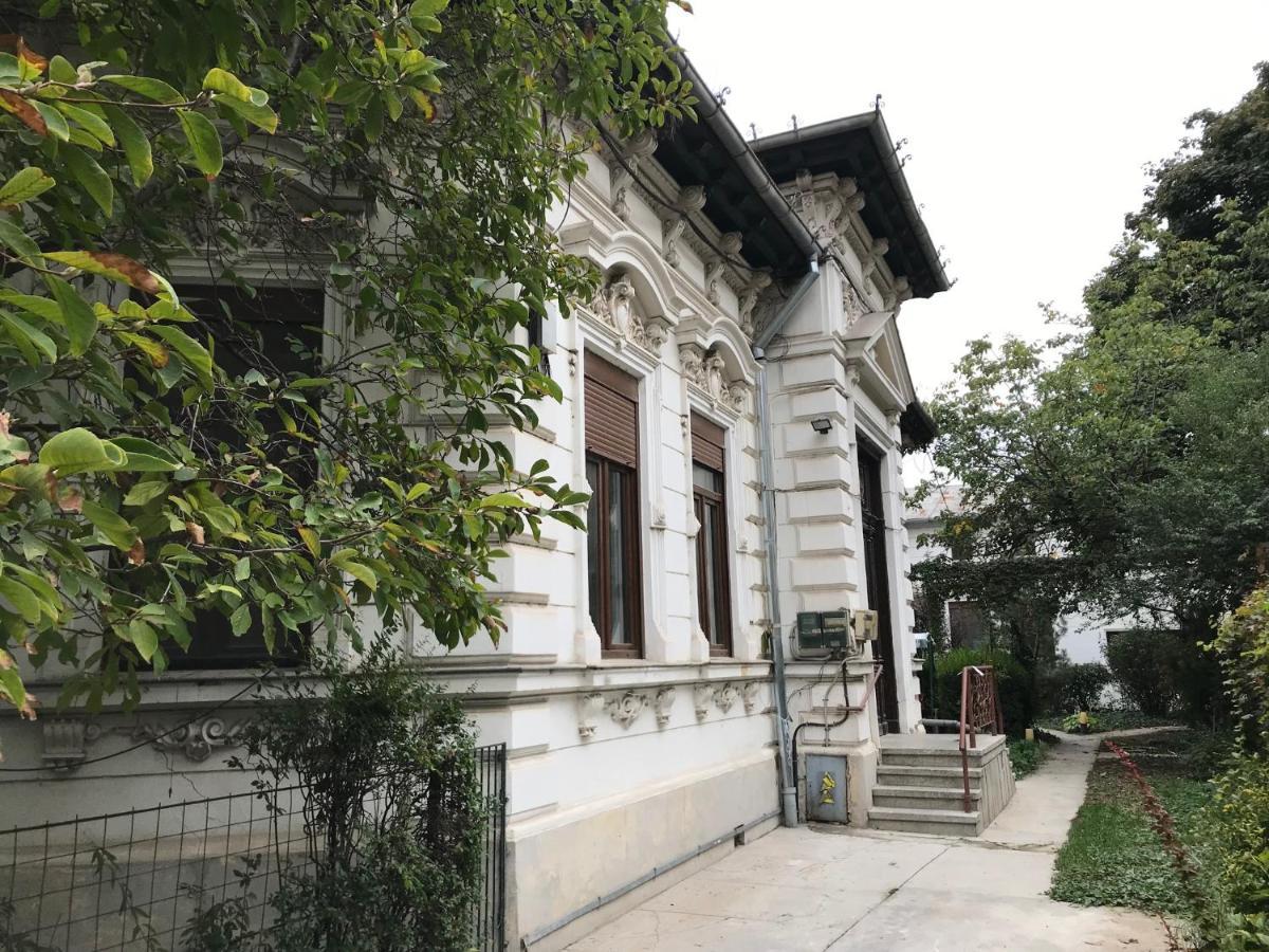 Olympia 23 Studio Apartment Bucharest Luaran gambar