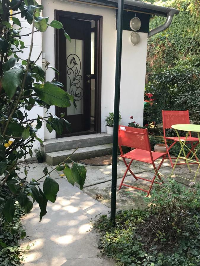 Olympia 23 Studio Apartment Bucharest Luaran gambar