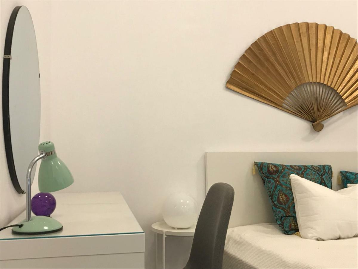 Olympia 23 Studio Apartment Bucharest Luaran gambar