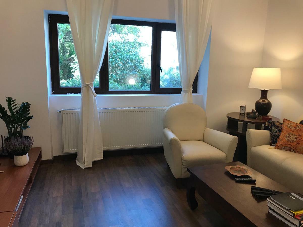 Olympia 23 Studio Apartment Bucharest Luaran gambar